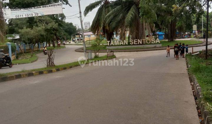 tampak depan rumah bagus dan murah di