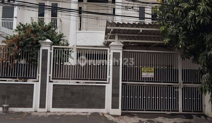 Dijual Lelang Rumah di Joglo Jakarta Barat  1