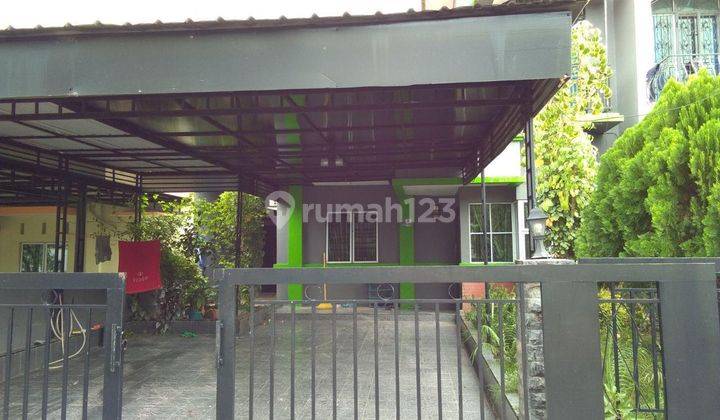 Rumah Furnished Sudah Renovasi di Villa Bukit Indah 160m² Rp65 Juta Tahun 1