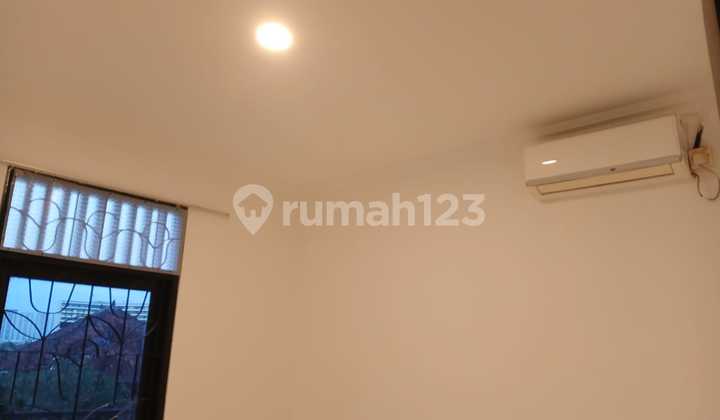 Single-Story House in a Serene and Comfortable Location in Batam City