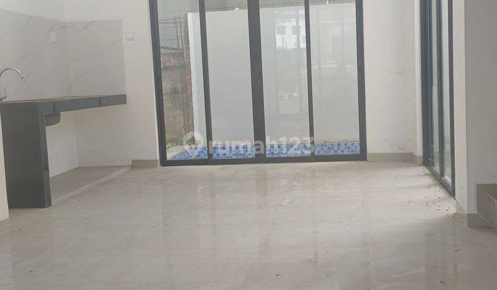 Rumah Hook 3 Lantai Di Batam Kota 1