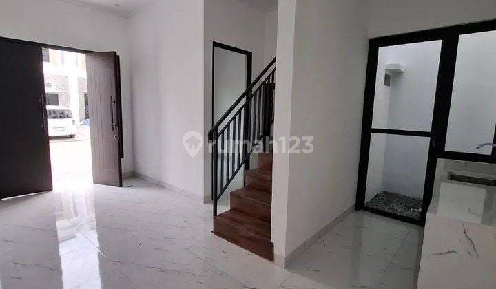 Rumah 2 Lantai Siap Huni Kpr Dp 5 Juta 2