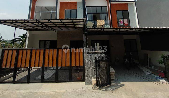 TOWNHOUSE 2,5 LANTAI DI HOOK CIKEAS CIBUBUR 2