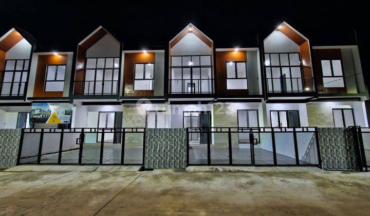 TOWNHOUSE 2,5 LANTAI SIAP HUNI CIKEAS CIBUBUR 1