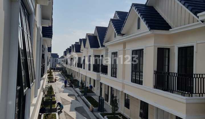 FOR RENT LAVON 3 STORY SCARLET 3+1 BR, SEMI FURNISHED