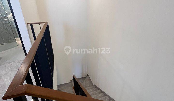 Rumah Alam Sutera 2 , Terdapat 2 Akses Toll. Harga Perdana & Terbatas 7