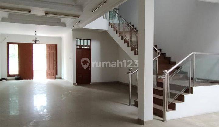 Rumah 2 Lantai Bagus di Jalan Gading Indah Raya, Jakarta Utara 1