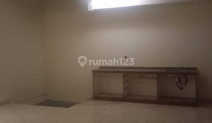 Rumah Townhouse Terawat di Ciumbuleuit Bandung 2