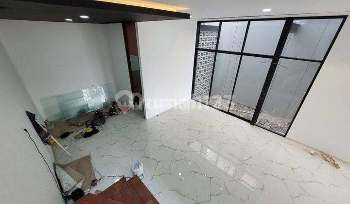 Exclusive Rumah di Cluster Ter Elit di Setraduta Grande 2