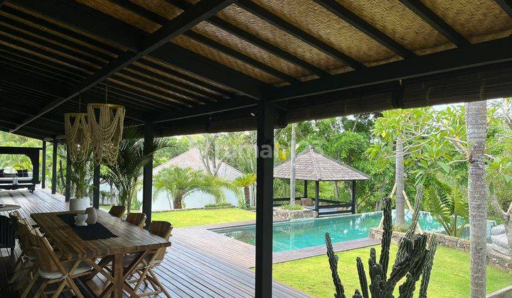 For Sale Luxury Villa Yang Berkonsep Tropis Mediterranean di Kawasan Eksklusif Canggu Dengan Pemandangan Sungai Dan Hutan Yg Asri. 1