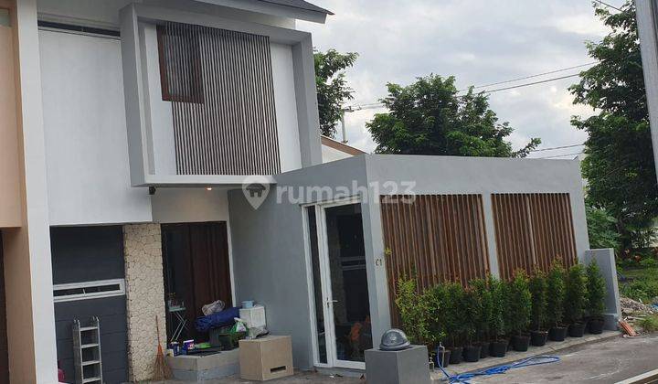 Dijual Rumah Modern One Gate System Lt 100m2 Kt 3 Jalan Puri Gading Jimbaran Dekat Sekolah Taman Rama 1