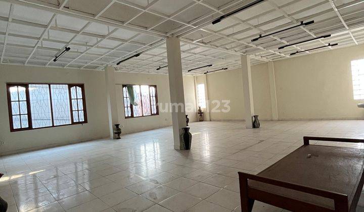 Disewakan Ruko Besar Bagus Lantai 2 Dan 3 2