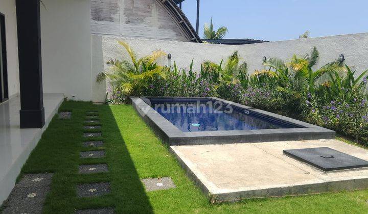 Villa Brand New Padang Linjong for rent 1