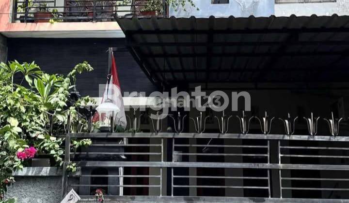 RUMAH MONANG MANING JL RESIMUKA 1