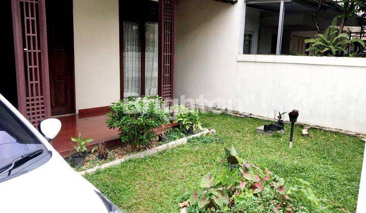 RUMAH TROPIS TERAWAT STRATEGIS DI PEKAYON KEMANG 2