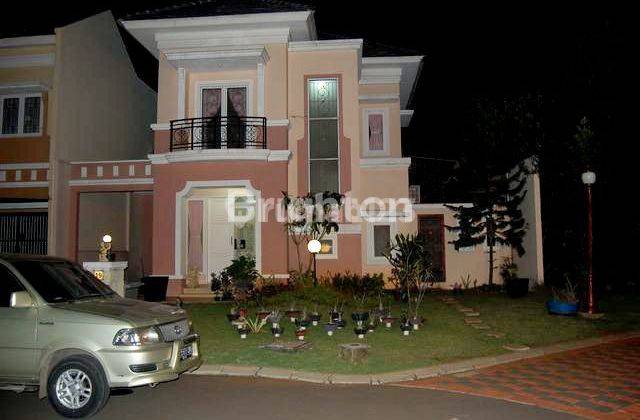 RUMAH HOOK CANTIK DI GADING SERPONG 1