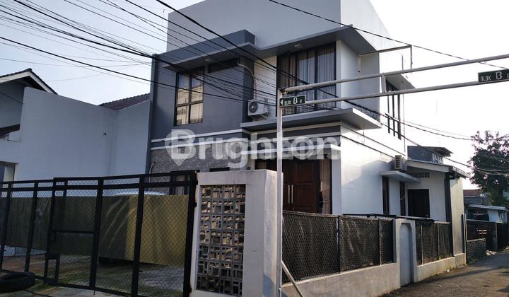 Rumah Modern Minimalis Meruya Selatan 2