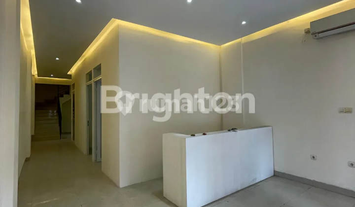 475. Disewakan Ruko 4 Lantai Kemang Raya Jakarta Selatan Ex Klinik Kecantikan - Parkir Luas dan Free IPL 475. Disewakan Ruko 4 Lantai Kemang Raya Jakarta Selatan Ex Klinik Kecantikan - Parkir Luas dan Free IPL