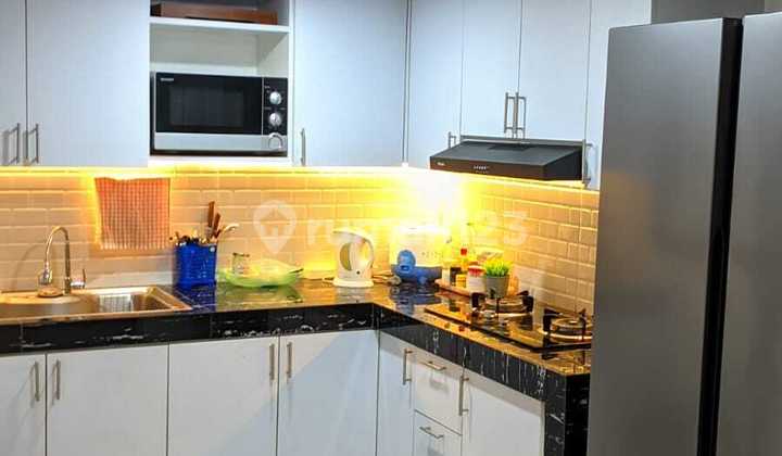 338. Disewakan Rumah 3 Lantai Full Furnish di Rawa Bambu Pasar Minggu Jakarta Selatan - Lokasi Strategis & Siap Huni 2