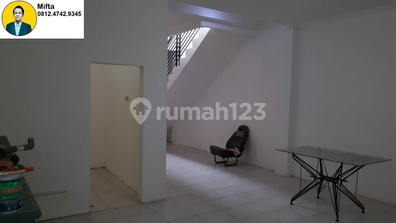 234. For Sale Kemayoran Senen Garuda Bungur House, Land Area Below NJOP, Car ROW Width 234. For Sale Kemayoran Senen Garuda Bungur House, Land Area Below NJOP, Car ROW Width