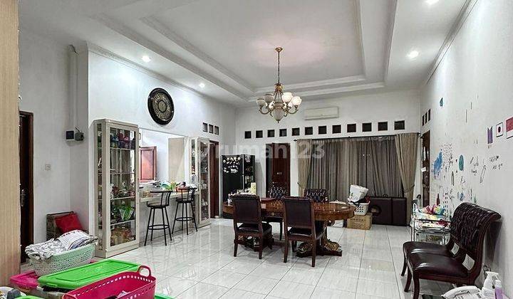 Rumah Bagus SHM di Jalan Kemang Timur Xiv, Jakarta Selatan 2