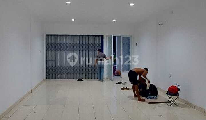 325. For Sale: Affordable 2-Story Shophouse in Ciseeng Bogor – Strategic Busy Location Ideal for Business 2