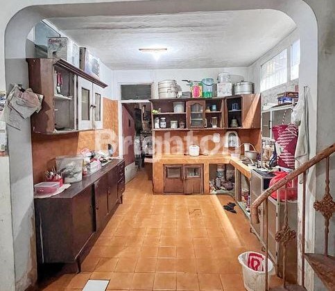 58. Dijual Cepat! Rumah Tua 1,5 Lantai di Komplek Pertamina Pondok Ranji Tangerang Selatan , Lingkungan Asri 2