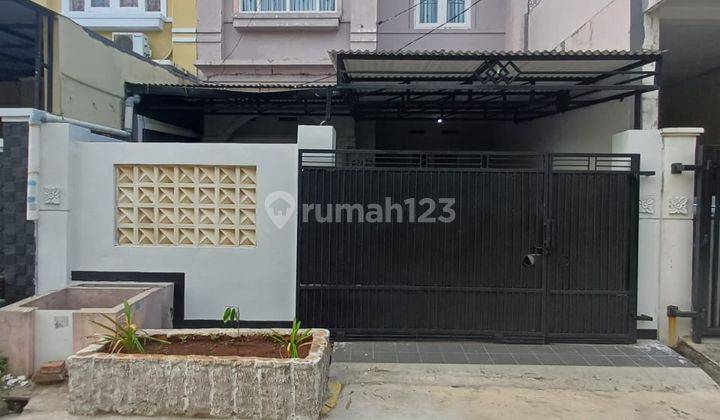 Rumah Kontrakan 2 Lantai Bagus Semi Furnished SHM di Taman Harapan Baru, Harapan Indah, Kecamatan Medan Satria, Kota Bekasi, Jawa Barat 17125, Bekasi