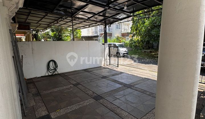 334. Dijual Rumah Mewah 2 Lantai di The Royal Residence Cakung Jakarta Timur - Bebas Banjir Siap Huni 2