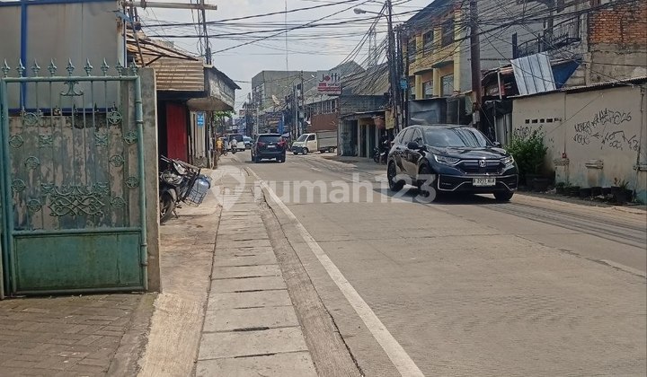 569. For Rent, 3-Story Row Shophouse on Jl Raya Hankam, Jatirahayu, Pondok Melati, Bekasi - Strategic Roadside Location 2