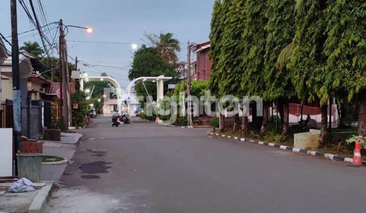 381. Price Drop! For Sale: Duta Harapan Cluster House in North Bekasi Near Summarecon – Flood-Free, Move-In Ready 1