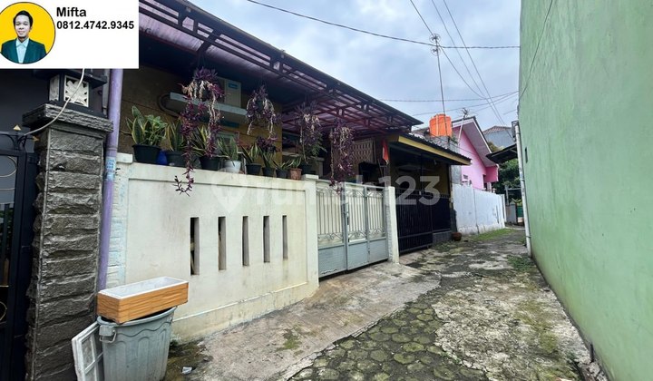 301. Cheap House for Sale Ready to Occupy in Cilangkap Cipayung East Jakarta – Around 600 Million negotiable.