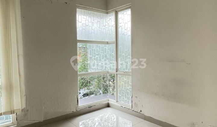 P91. Murah Dijual Rumah 2 Lantai Cluster Lavesh Harapan Indah Bekasi bebas banjir dan Strategis 2