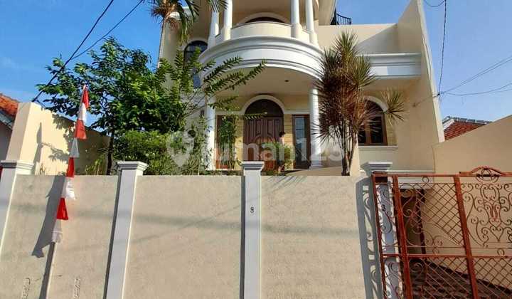 337. Murah Dijual Rumah Mewah 3 Lantai Full Furnished di Pejompongan Benhil Jakarta Pusat – Siap Huni, Kolam Renang, Carport 4 Mobil 2