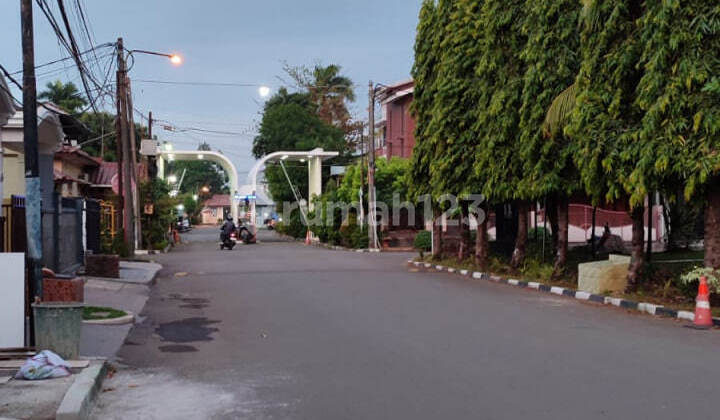 381. Price Drop! For Sale: Duta Harapan Cluster House in North Bekasi Near Summarecon – Flood-Free, Move-In Ready