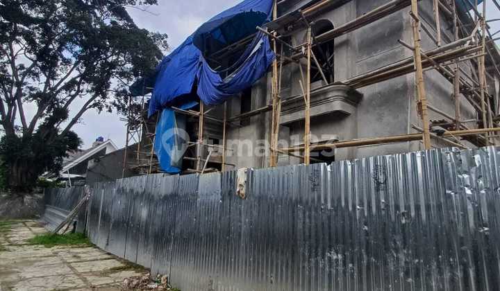 518. Dijual Rumah Baru Mewah American Classic di Jatipadang Pasar Minggu Jakarta Selatan
