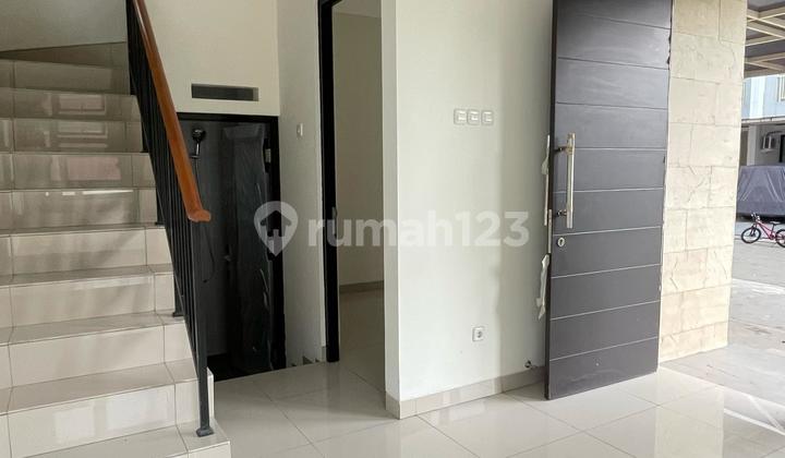 P90. Murah Dijual Rumah 2 Lantai Cluster Lavesh Harapan Indah Bekasi bebas banjir – Siap Huni, Fasilitas Lengkap 2