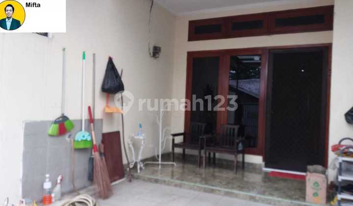 384. Murah Dijual Cepat Rumah Komplek di M Saidi Petukangan Pesanggrahan Jakarta Selatan - Strategis Siap Huni