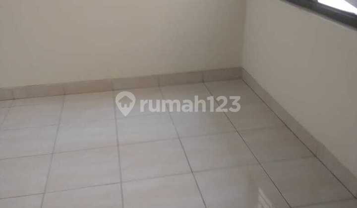 332. For Rent: 2-Story Aralia Ifolia House in Harapan Indah, Bekasi, Move-in Ready– Strategic & Flood-Free 2