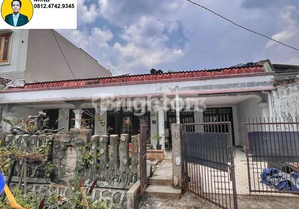 58. Dijual Cepat! Rumah Tua 1,5 Lantai di Komplek Pertamina Pondok Ranji Tangerang Selatan , Lingkungan Asri