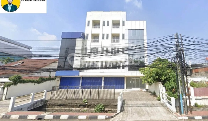 417. For Rent: 5-Storey Strategic Shop House in Rawamangun, East Jakarta - Roadside, Ready to Occupy, Flood-Free, Busy Location