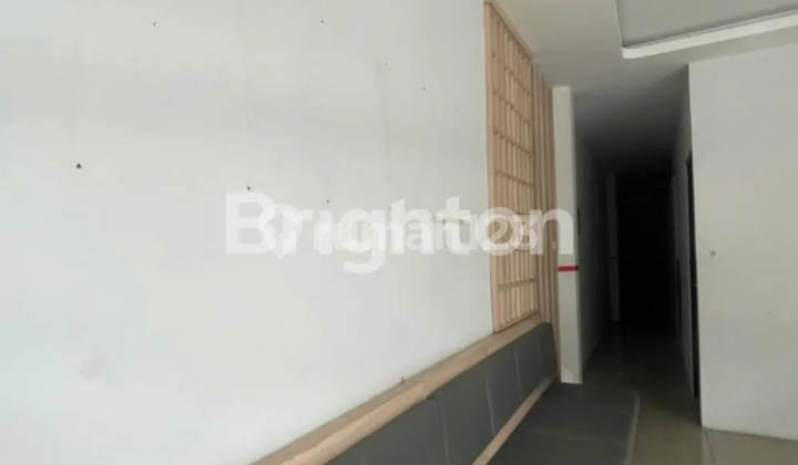 476. Disewakan Ruko 4 Lantai Kemang Raya Jakarta Selatan Cocok Usaha & Office - Parkir Luas dan Free IPL