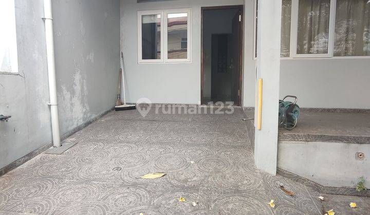 296. Dijual Rumah 2 Lantai di Pulomas Pulo Gadung Jakarta Timur – Dekat Don Bosco & Masjid Baabut Taubah