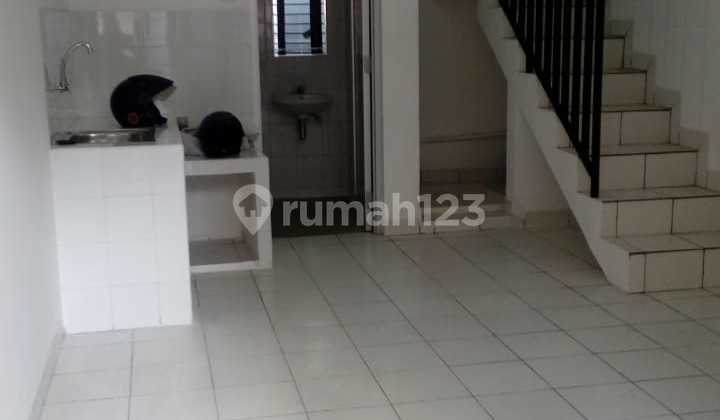 Rumah 2 Lantai Di Cikawao Siap Huni Bebas Banjir Rumah 2 Lantai Di Cikawao Siap Huni Bebas Banjir