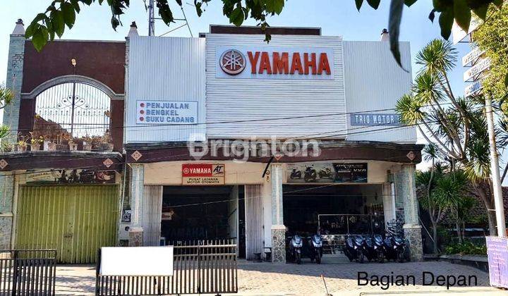 STRATEGIC 3-STORY SHOP ON THE SINGARAJA HIGHWAY 1