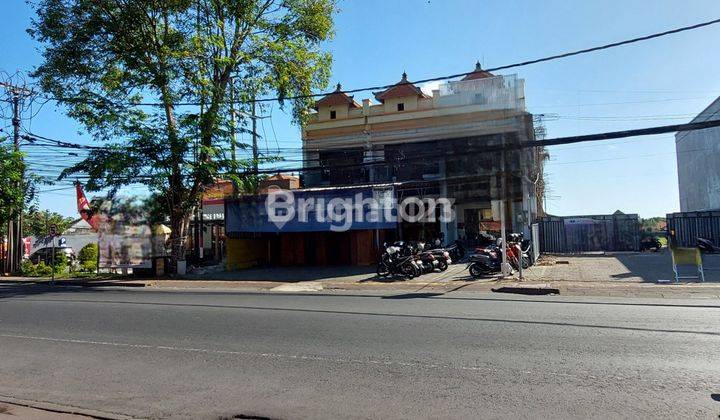 2 2-STOREY SHOPHOUSES WITH LARGE PARKING LOCATED IN THE SESETAN SHOPPING COMPLEX 1