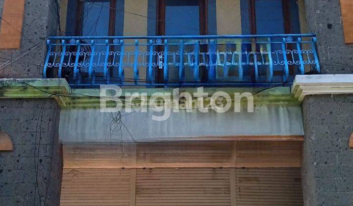 3-STOREY SHOPHOUSE IN A BUSY AREA SUITABLE FOR BUSINESS IN RENON 1