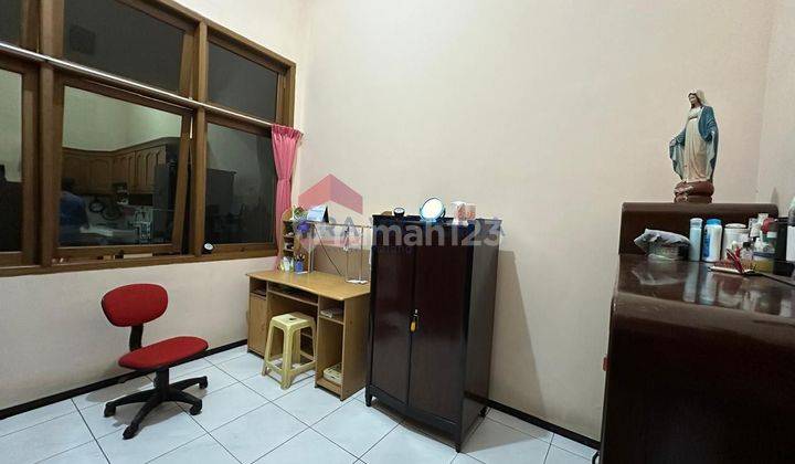 Rumah semi furnished kawasan bukit Dieng  2