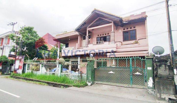 Houses in Gatot Subroto Area, North Denpasar 1