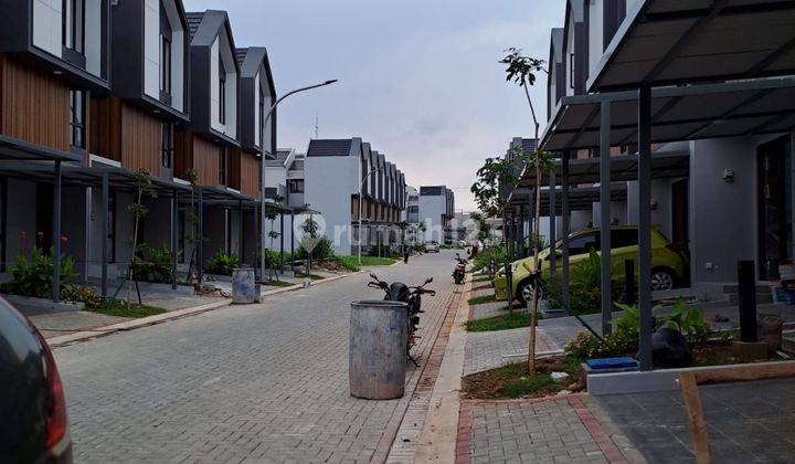 Rumah Second Rasa Baru Siap Huni Di Kota Wisata Cibubur 2